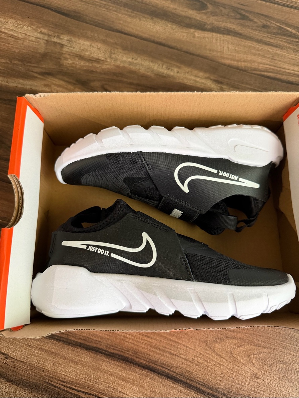Nike Kids' Flex runner 2 Black & White Slip-On Athletic Shoes